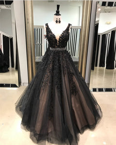 Black-Quinceanera-Dresses