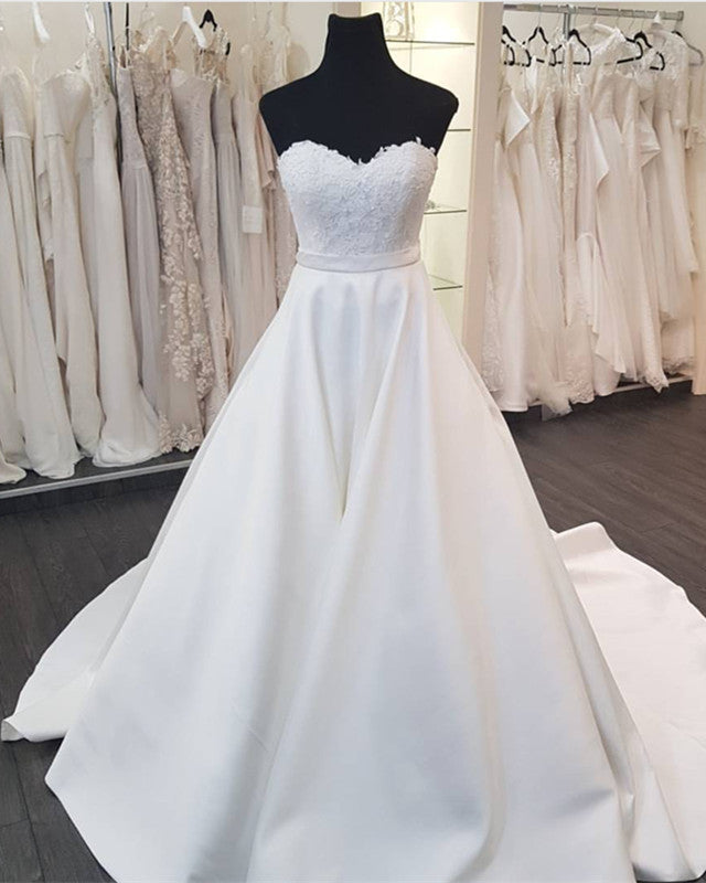 Wedding-Dresses-Under-200