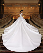Afbeelding in Gallery-weergave laden, Long-Train-Wedding-Gowns-Puffy-Bride-Dress
