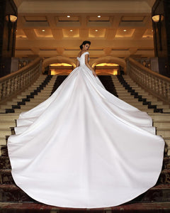 Long-Train-Wedding-Gowns-Puffy-Bride-Dress