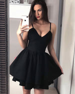 Afbeelding in Gallery-weergave laden, Sexy Spaghetti Straps V-neck Ruffles Satin Prom Homecoming Dresses
