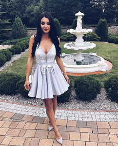 Silver Satin V Neck Homecoming Dresses Lace Appliques Prom Short Dress