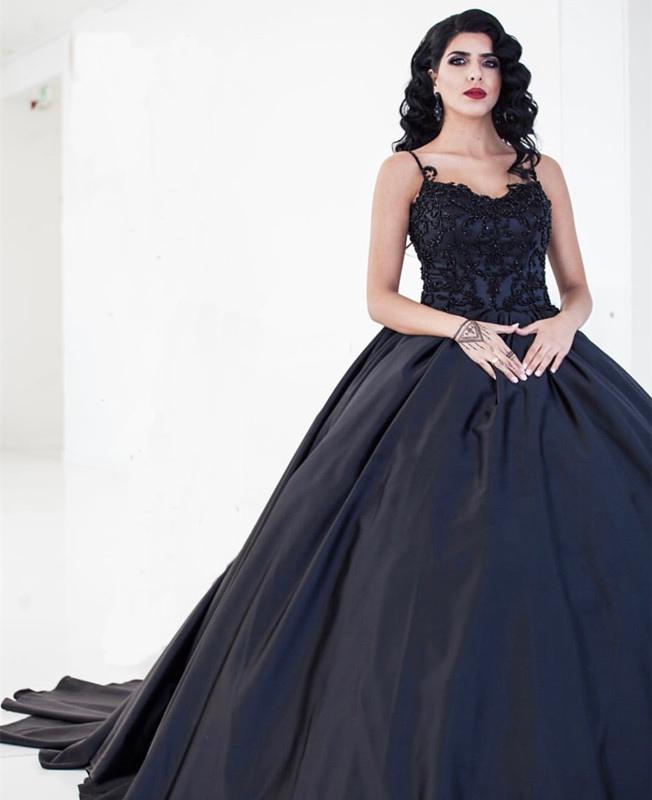 Black Lace Embroidery V-neck Satin Ball Gowns Wedding Dresses