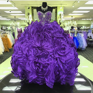 Crystal Beaded Sweetheart Organza Ball Gowns Quinceanera Dresses