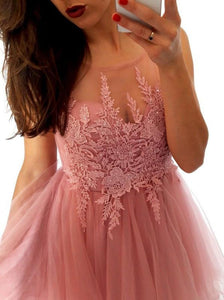 Short A Line Scoop Neck Tulle Homecoming Dress Lace Appliques