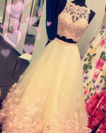 Cargar imagen en el visor de la galería, Blush Pink Lace Crop Tulle Two Piece Ball Gowns Quinceanera Dresses
