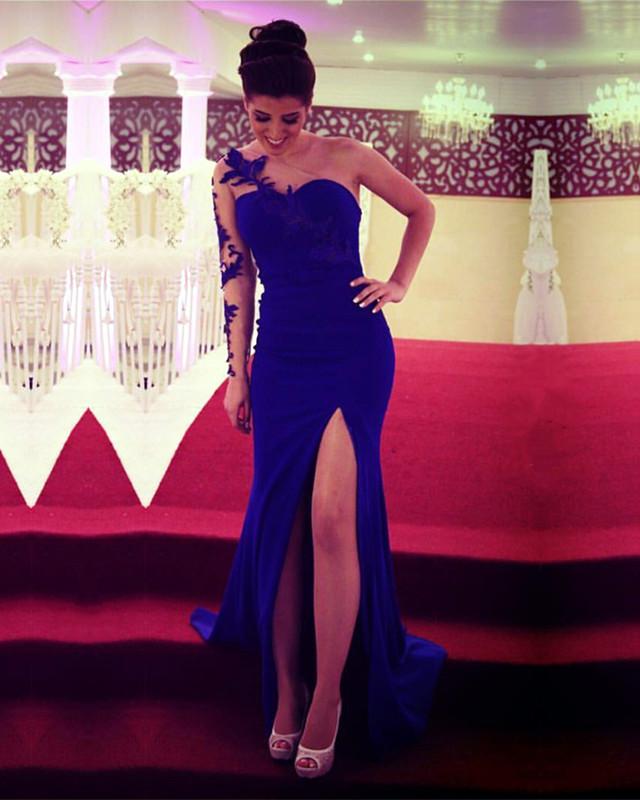 Gorgeous Lace Embroidery One Shoulder Leg Split Prom Dresses Mermaid 2018