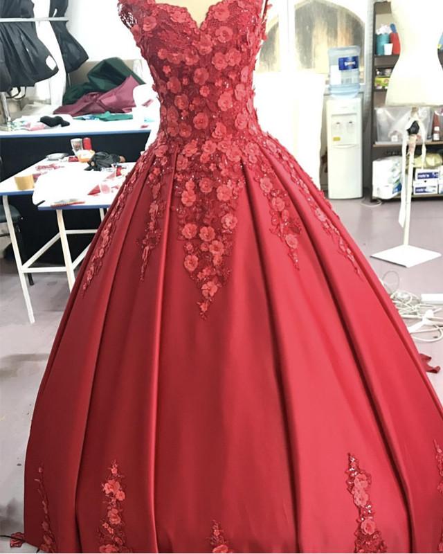 Red Satin V-neck Wedding Dress Ball Gowns With 3D Lace Flowers