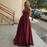 Afbeelding in Gallery-weergave laden, Burgundy-Bridesmaid-Gowns
