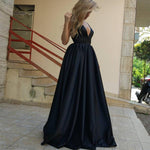 Afbeelding in Gallery-weergave laden, black prom gowns
