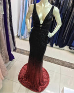 Load image into Gallery viewer, Ombre Mermaid V-neck Court Train Prom Sequins Dresses
