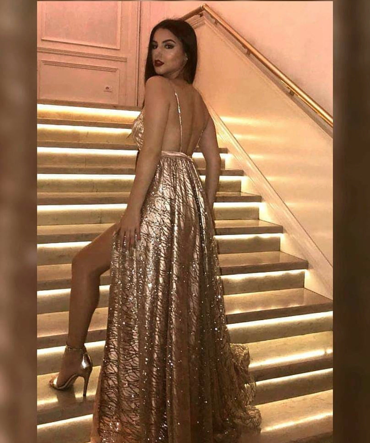 Long V-neck Gold Sequins Prom Evening Dresses 2019