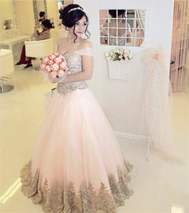 Off-the-shoulder Pink Tulle Quinceanera Dresses Gold Lace Appliques