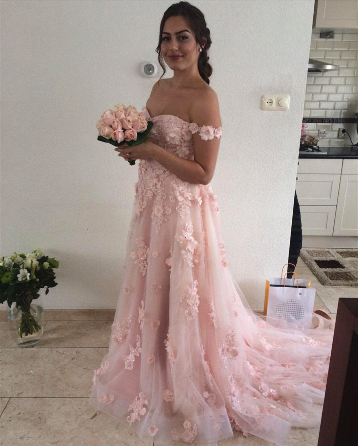 Chic Lace Flower Off The Shoulder Tulle Long Prom Dresses 2018