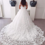 Afbeelding in Gallery-weergave laden, A-line Sweep Train Butterfly Wedding Dresses Lace Cap Sleeves
