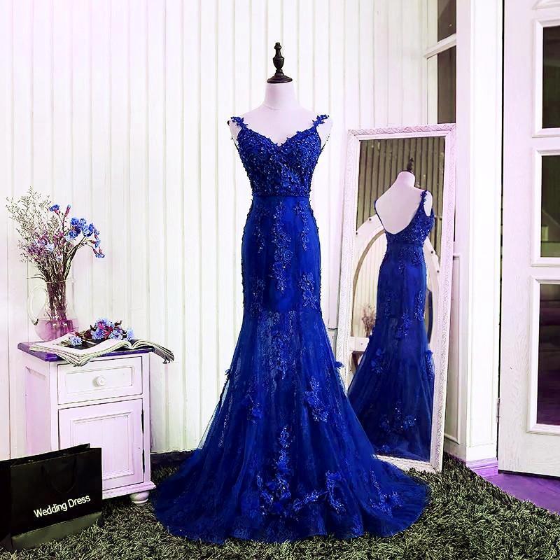 Gorgeous V- Neck Open Back Lace Evening Dresses Mermaid Prom Gowns 2018