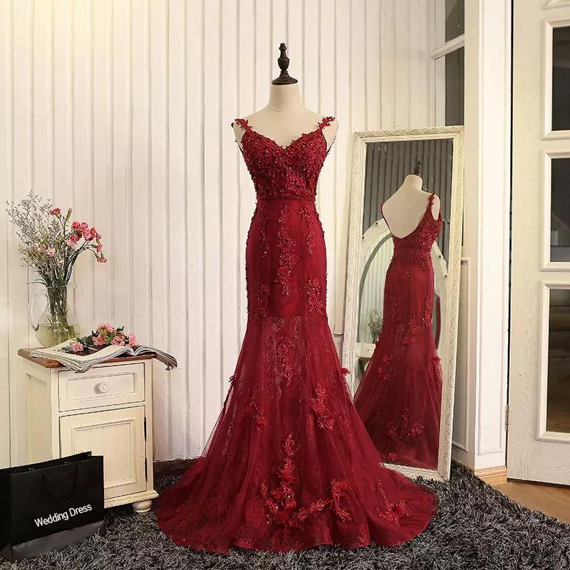 Gorgeous V- Neck Open Back Lace Evening Dresses Mermaid Prom Gowns 2018