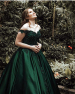 Load image into Gallery viewer, Gorgeous Lace Flower Beaded V-neck Emerald Green Prom Dress Ball Gowns
