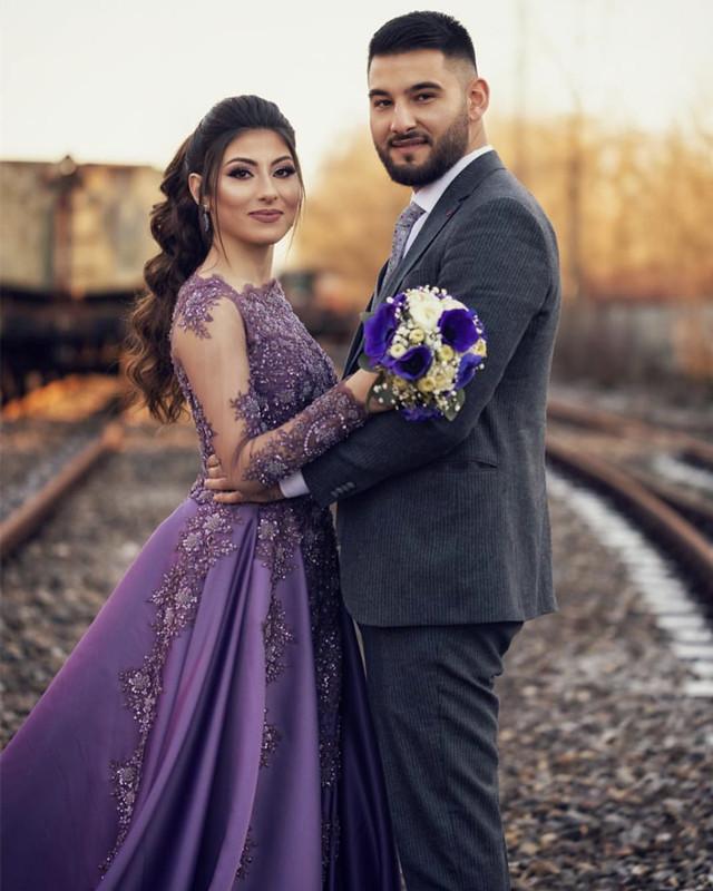 Lace Beaded Long Sleeves Evening Gown Split Satin Prom Dresses