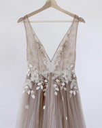 Load image into Gallery viewer, See Through Prom Dresses Tulle Embroidery Evening Gowns
