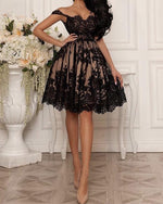 Afbeelding in Gallery-weergave laden, Sweetheart Off Shoulder Homecoming Dresses Lace Appliques
