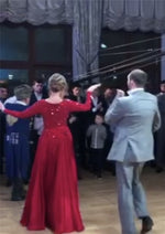 Afbeelding in Gallery-weergave laden, Long Sleeves Floor Length Satin Evening Dresses Sequin Beaded

