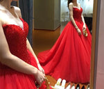 Cargar imagen en el visor de la galería, Crystal Beaded Sweetheart Ball Gowns Wedding Dresses
