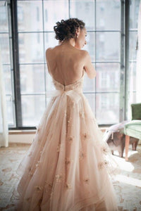Elegant Lace Sweetheart Tulle A-line Backless Wedding Dresses 2018