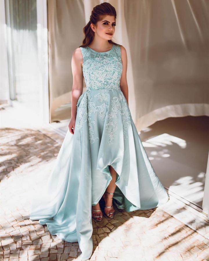 Amazing Lace Cap Sleeves Satin Prom Dresses Front Short Long In The Back