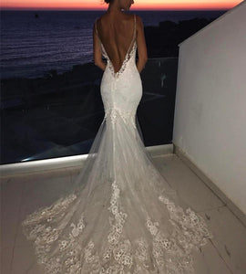 Elegant Backless Lace V-neck Mermaid Wedding Dresses