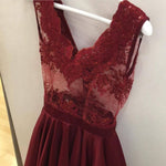 Load image into Gallery viewer, Elegant Lace V-neck Cap Sleeves Homecoming Dresses Short Cocktail Dress
