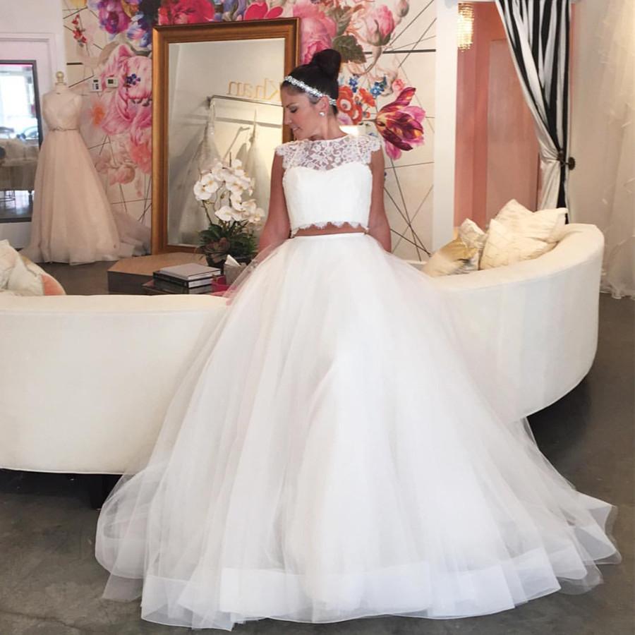Elegant Lace Crop Tulle Beach Wedding Dresses Two Piece