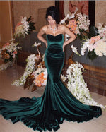 Load image into Gallery viewer, Mermaid Velvet Sweetheart Corset Prom Dresses
