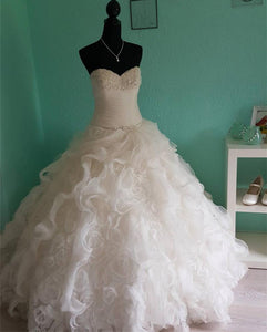 Stylish Beaded Sweetheart Organza Ball Gown Wedding Dresses For Bride