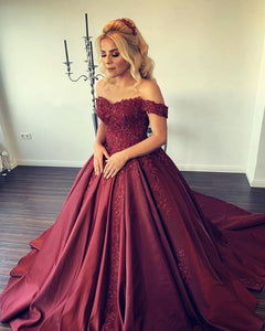Lace Appliques Sweetheart Ball Gowns Wedding Dress Satin Off Shoulder