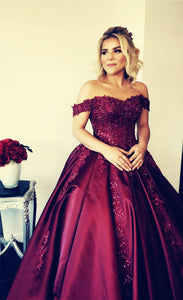 Lace Appliques Sweetheart Ball Gowns Wedding Dress Satin Off Shoulder