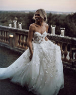 Afbeelding in Gallery-weergave laden, A-line Lace Sweetherat Tulle And Organza Wedding Dresses 2019
