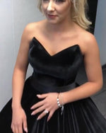 Load image into Gallery viewer, Strapless V-neck Bodice Corset Velvet Wedding Dresses Ball Gowns
