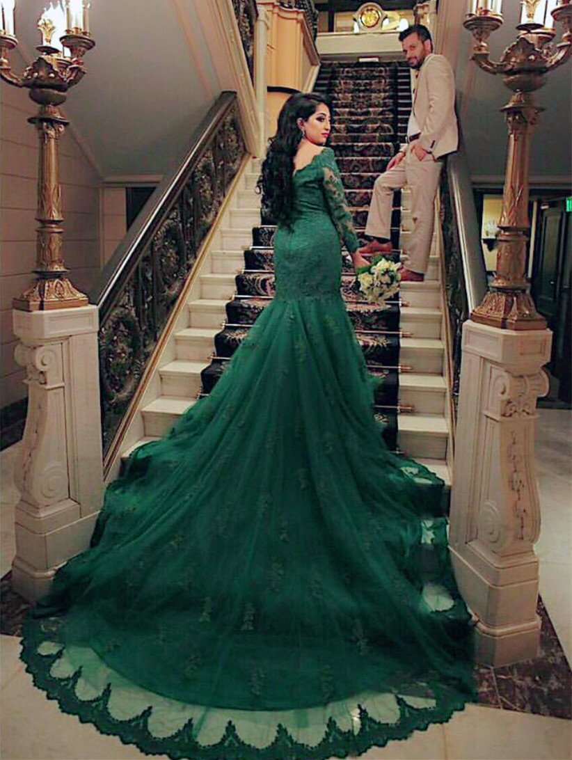 Elegant Long Sleeves V-neck Lace Mermaid Prom Dresses