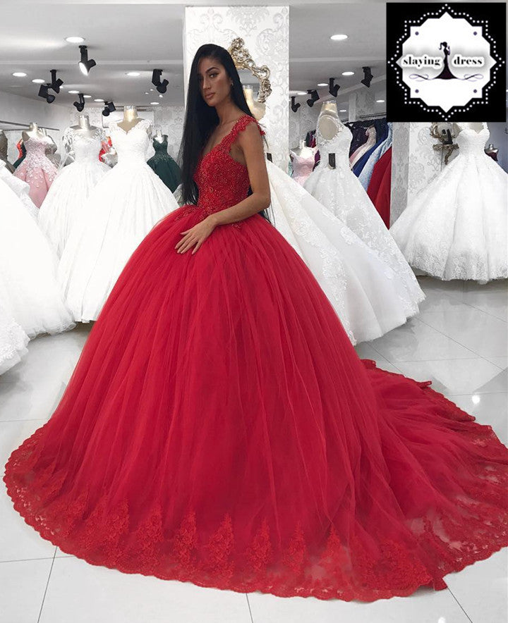 Lace V-neck Red Tulle Ball Gown Wedding Dresses For Bride