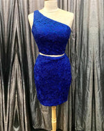 Cargar imagen en el visor de la galería, Elegant One Shoulder Homecoming Dresses Two Piece Prom Short Dress
