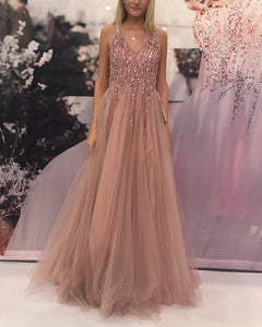 Luxurious-Sequin-Beaded-Prom-Dresses-Tulle-Floor-Length-Evening-Gowns