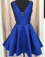 Cargar imagen en el visor de la galería, Short-V-neck-Homecoming-Dress-Royal-Blue-Prom-Cocktail-Dress
