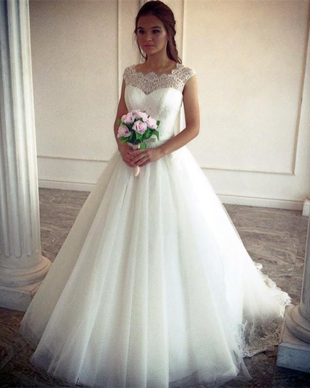 Vintage Lace Cap Sleeves Tulle Princess Wedding Dresses Ball Gowns