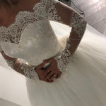 Cargar imagen en el visor de la galería, Off-the-shoulder Lace Long Sleeves Tulle Ball Gowns Wedding Dresses 2018
