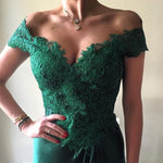 Afbeelding in Gallery-weergave laden, green prom gowns
