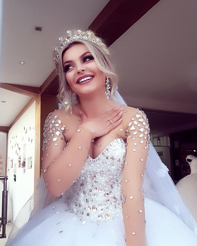 Long-Sleeves-Wedding-Dresses