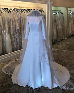 Royal-Wedding-Dresses-Meghan-Markle-Satin-Bridal-Gowns-With-Sleeved
