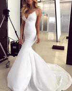 Load image into Gallery viewer, Elegant Lace Appliques V-neck Backless Mermaid Wedding Dresses
