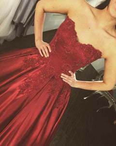 Lace Appliques Long Satin Burgundy Wedding Dresses Ball Gowns